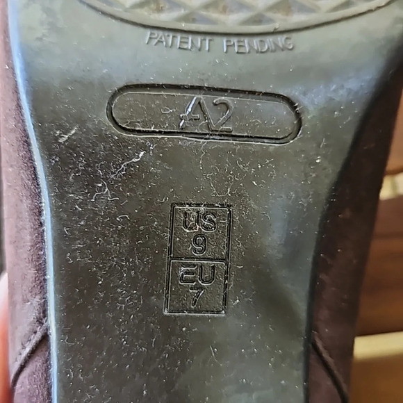 A2 by Aerosoles Slip On Brown Heeled Ankle Boots 9M - Picture 8 of 11